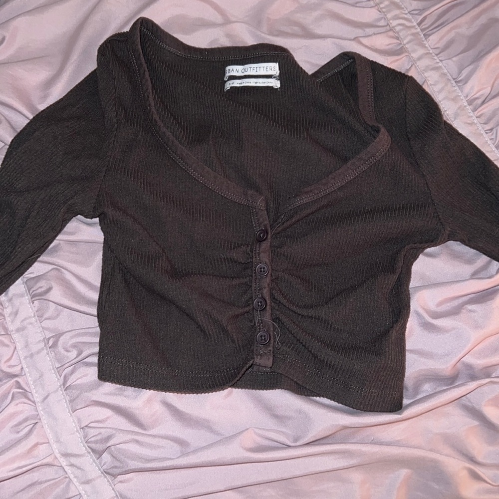 never warn! 100% cotton. color black. size small petite. from urban outfitters